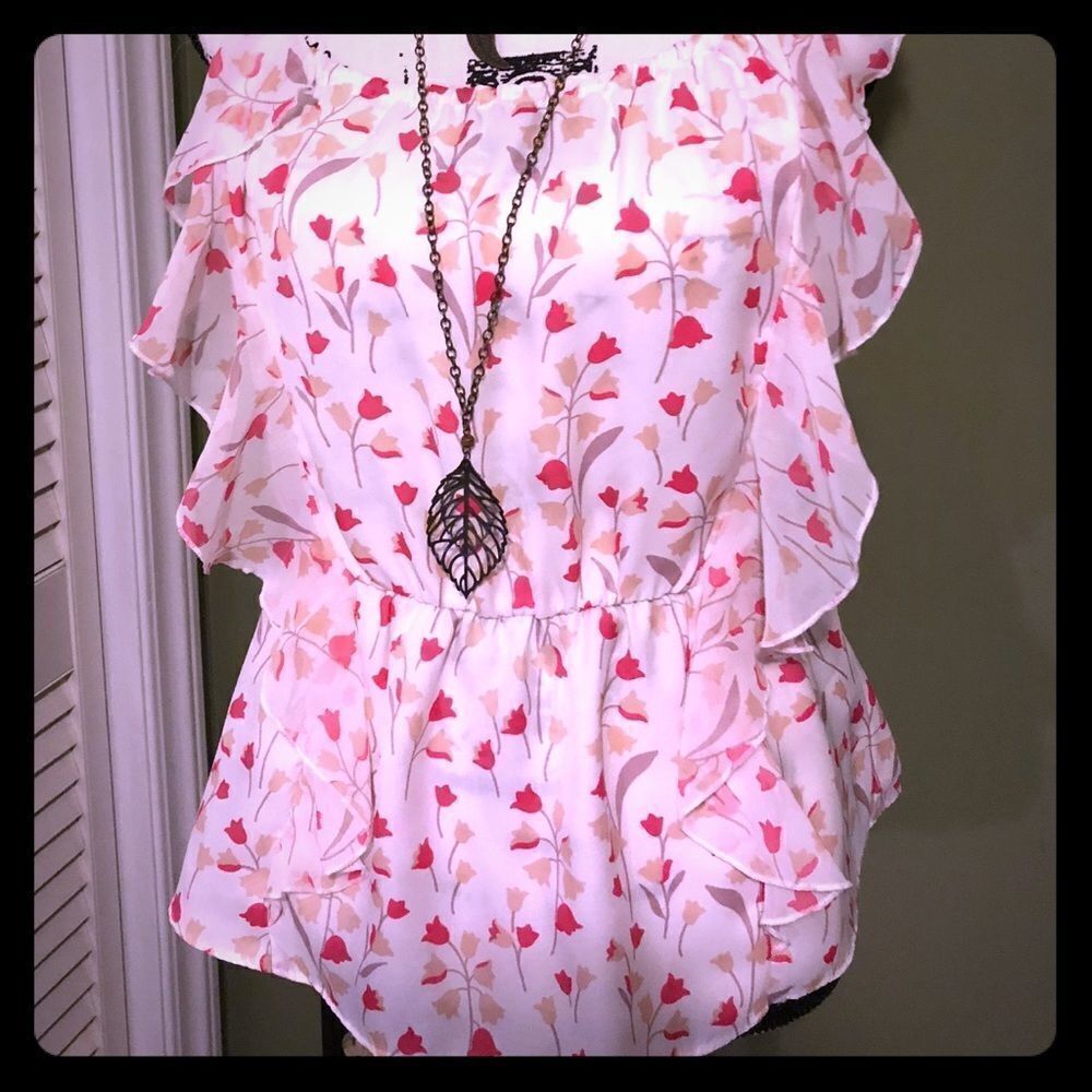 LC Lauren Conrad Medium Floral Blouse Shirt